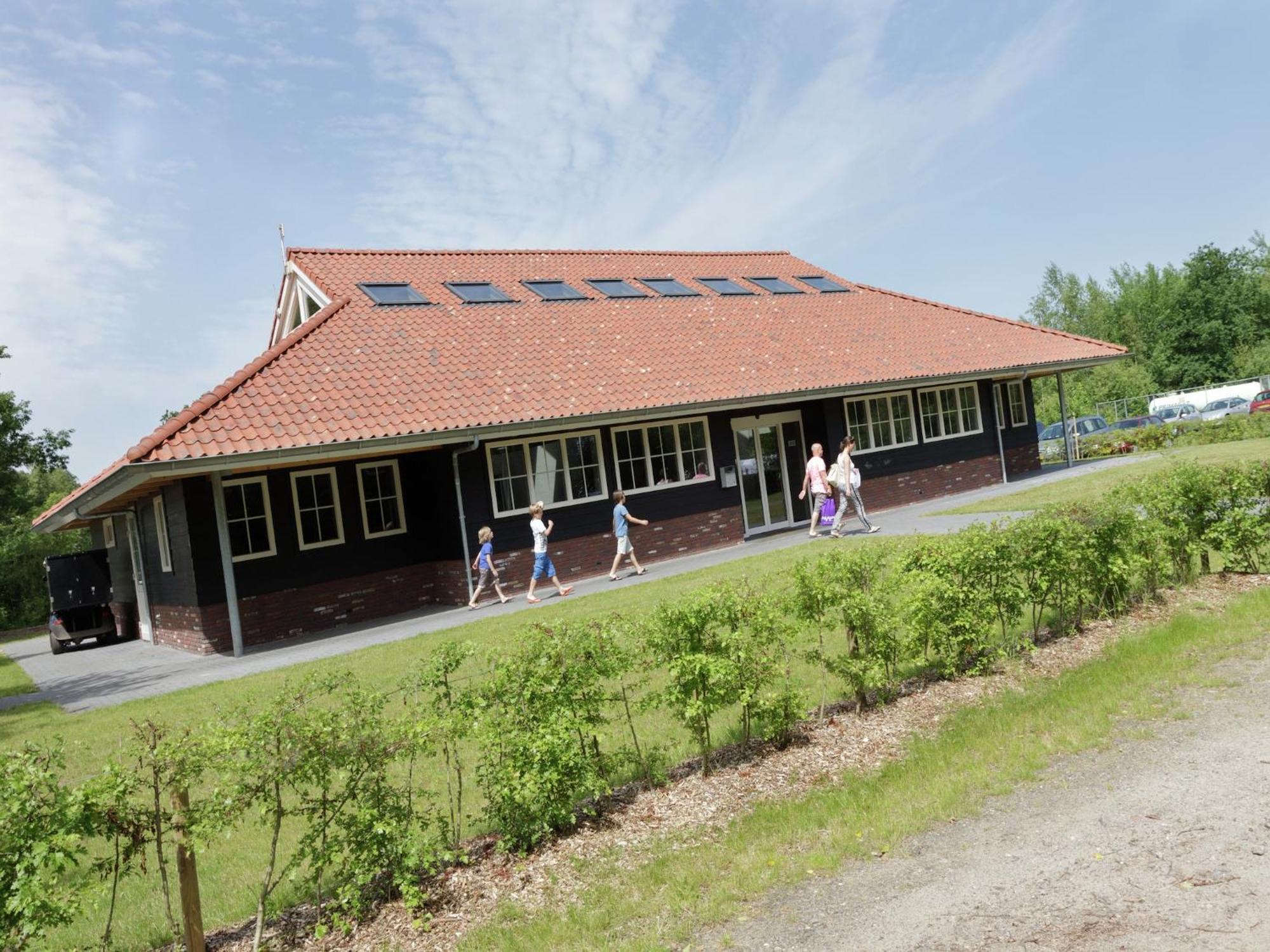 Hotel Chalet With Dishwasher, In Natural Environment IJhorst Exterior foto